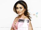 17976-kareena-kapoor