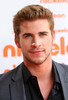 Miley...Uite...Imi pare rau dar...Eu...
