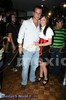 sherlyn_con_su_novio_estreno_mago_de_oz_11-15-09