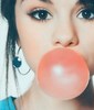 selena-gomez-532077l-poza