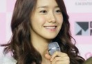 yoona1-198x140