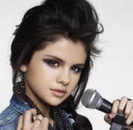 th_selena179