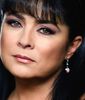 victoria-ruffo-300x350