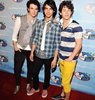 Jonas-Brothers (2)