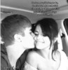 Justin o pupa pe Selena ........