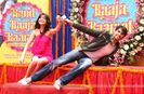 102876-anushka-sharma-and-ranveer-singh-at-press-conference-first-look