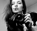 camera-cigarette-fashion-girl-model-photography-Favim.com-99372_thumb