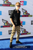 normal_Justin2BBieber2B20112BVH12BSomething2BAwards2BArrivals2BPs4j1CMsSMAl