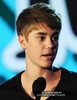 normal_Justin2BBieber2B20112BVH12BSomething2BAwards2BShow2BEEgjQetsVjRl