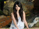 Selena-Wallpaper-selena-gomez-18601285-1024-768