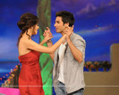 37583-shahid-kapoor-and-genelia-dsouza-dancing