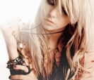 blonde-fashion-girl-hair-taylor-momsen-191205