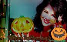 Selena-Happy-Halloween-selena-gomez-16489016-1280-800