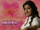 Anushka-Sharma-Wallpapers-07