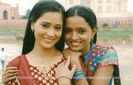 33255-ragini-and-sadhna-still