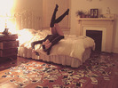bed-bedroom-girl-photograph-pictures-Favim.com-199038_large