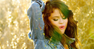Selena-Gomez-Hit-The-Lights-sun-2011-utvro