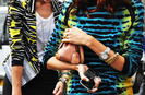 [;x]Peste`o ora...