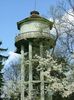 450px-Cluj-Napoca_botanical_garden_07_-_the_water_tower