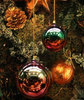 christmas-balls-photo