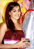 genelia_dsouza_glamorous_13