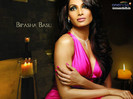 Bipasha+Basu+Wallpapers.1+1024x768%5B1%5D