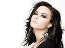 DEMS-demi-lovato-24728915-1920-1440