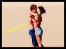 ~`` ... si incepe sa se sarute cu Trey .