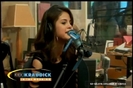 normal_Selena-Gomez-and-Taylor-Swift-Gift-Giving5Bwww_savevid_com5D_flv_000012267