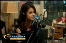 normal_Selena-Gomez-and-Taylor-Swift-Gift-Giving5Bwww_savevid_com5D_flv_000033003