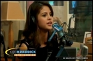 normal_Selena-Gomez-and-Taylor-Swift-Gift-Giving5Bwww_savevid_com5D_flv_000052564