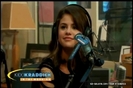 normal_Selena-Gomez-and-Taylor-Swift-Gift-Giving5Bwww_savevid_com5D_flv_000056274