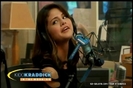 normal_Selena-Gomez-and-Taylor-Swift-Gift-Giving5Bwww_savevid_com5D_flv_000057845