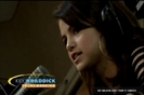 normal_Selena-Gomez-and-Taylor-Swift-Gift-Giving5Bwww_savevid_com5D_flv_000094898