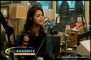 normal_Selena-Gomez-and-Taylor-Swift-Gift-Giving5Bwww_savevid_com5D_flv_000103188