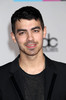 Joe+Jonas+2011+American+Music+Awards+Arrivals+y-7vidup5gnl