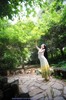 seo-you-jin-white-and-yellow-04-333x500
