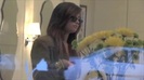 Demi Lovato ( paparazzi ) 313