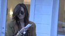 Demi Lovato ( paparazzi ) 380