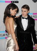 Selena+Gomez+Justin+Bieber+2011+American+Music+gZ6V0M0ybl2l