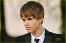 justin-bieber-golden-globes-12