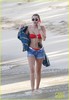 miley-cyrus-bikini-beach-babe-08