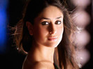 Sizzling-Hot-Kareena-Kapoor-In-Bodyguard-Movie-HD-Wallpaper