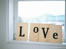 loveinthe_window