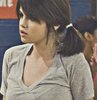 selly-selena-gomez-16966444-302-309