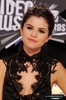 normal_selena-gomez-113