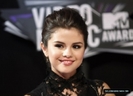 normal_selena-gomez-149
