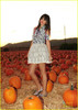 selena-gomez-pumpkin-patch-08