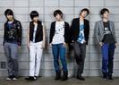=shinee&hl=ro&prmd=imvX&ei=Ebk