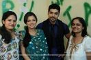 170495-drashti-dhami-and-gurmeet-choudhary-with-fans